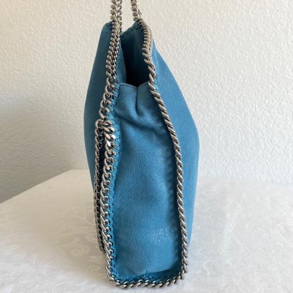 STELLA MCCARTNEY blue
Falabella Tote. Large - Picture 5 of 12